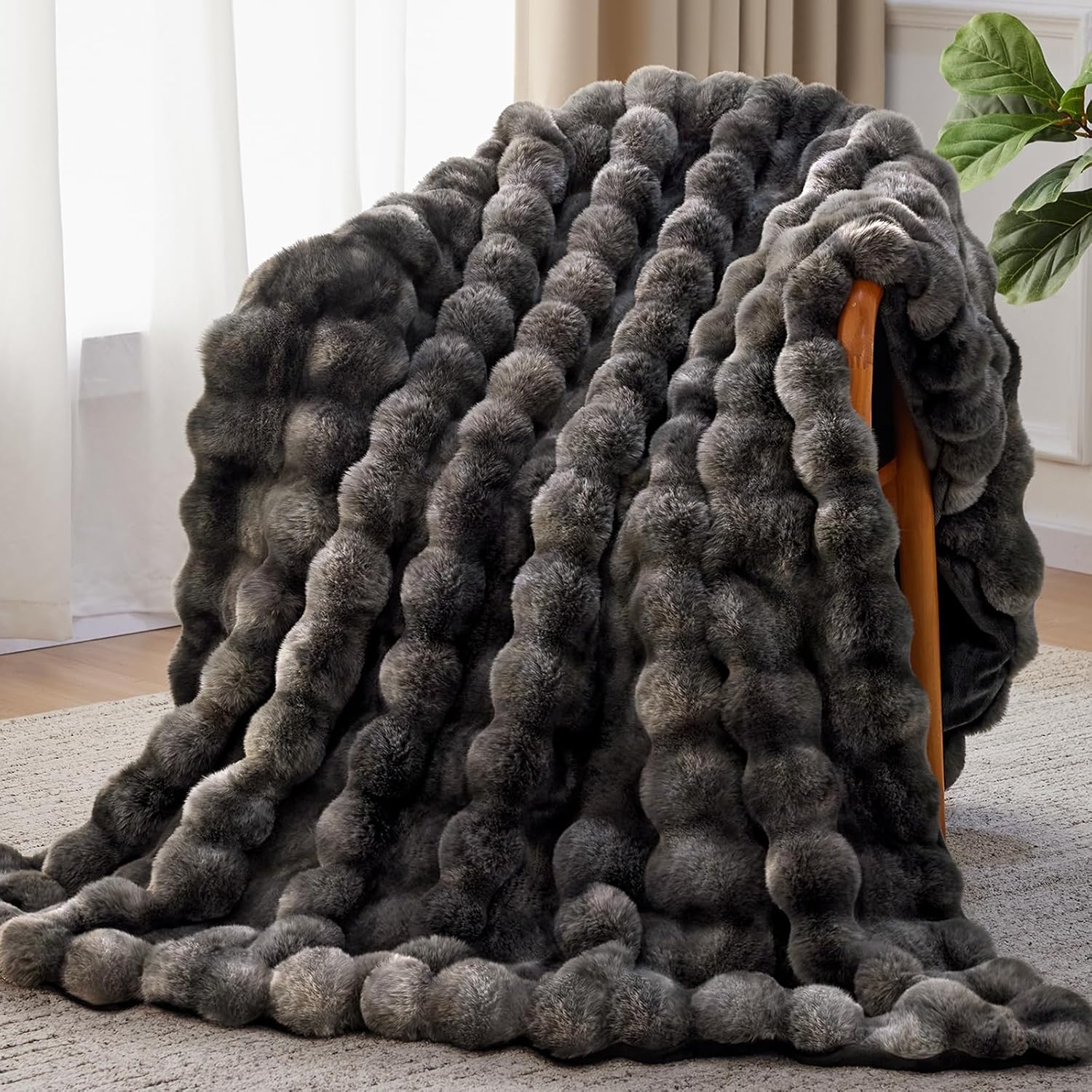 Thickened bubble fleece blanket 50x60 inches, soft and warm